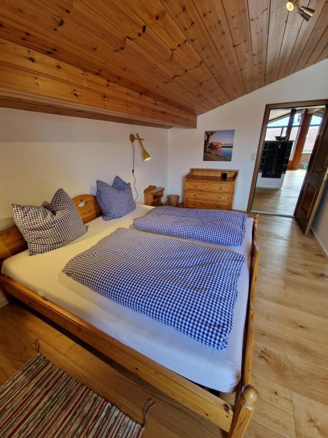 Chalet Chiemgau 90 Qm 3 Zimmer Balkon Daire Übersee Dış mekan fotoğraf